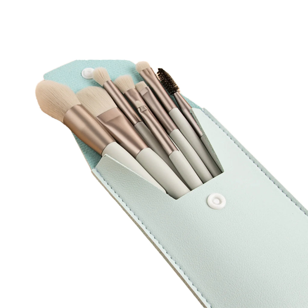 8-Piece Portable Cute Synthetic Hair Facial Makeup Brushes